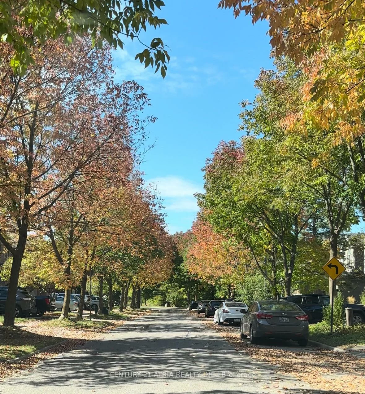 102, Woodroof, Bayview Wellington, Aurora