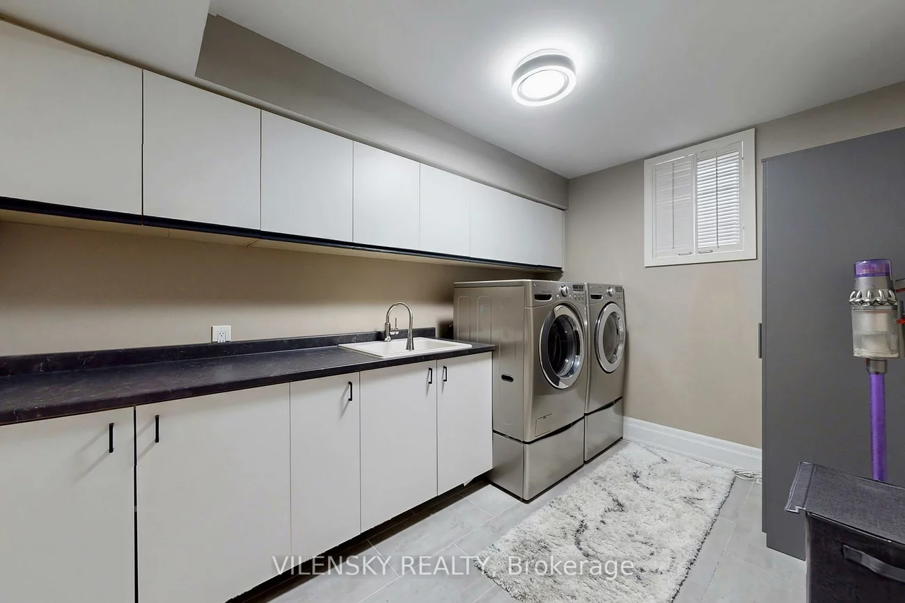 32, Whitfield, Aurora Highlands, Aurora