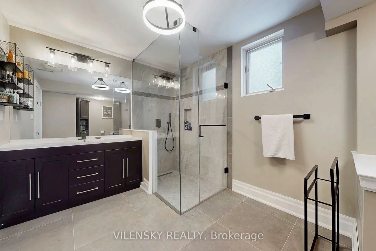 32, Whitfield, Aurora Highlands, Aurora