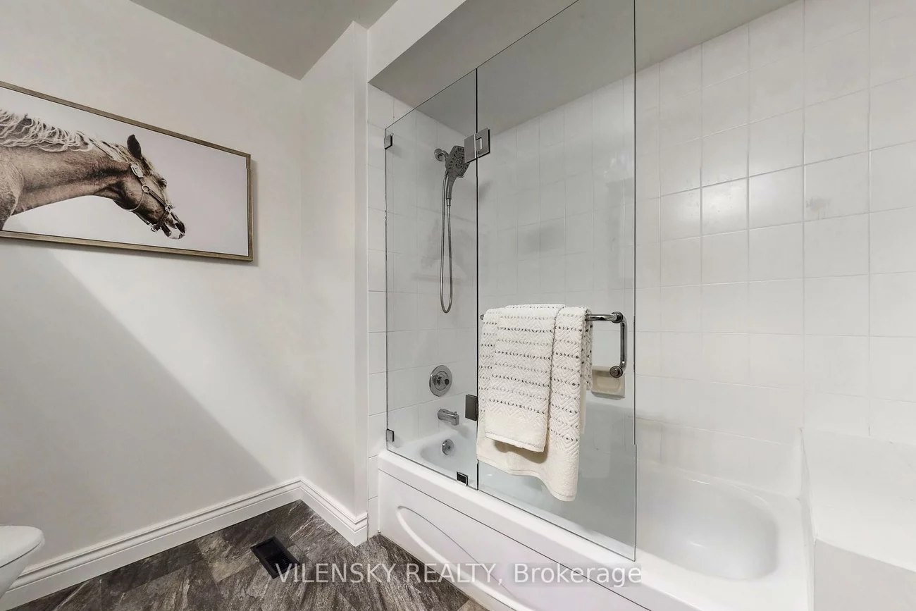 32, Whitfield, Aurora Highlands, Aurora