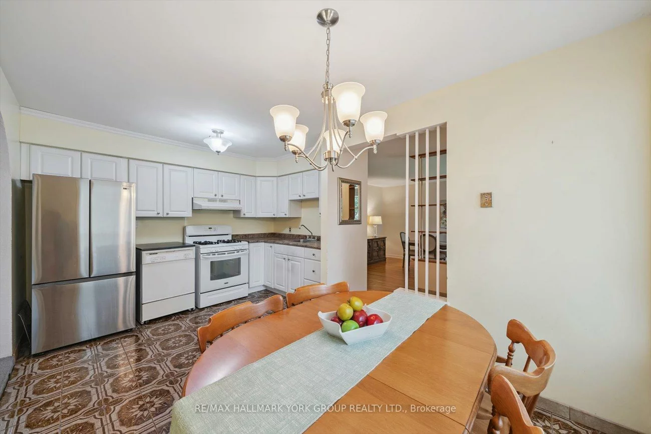 29, Seaton, Aurora Highlands, Aurora