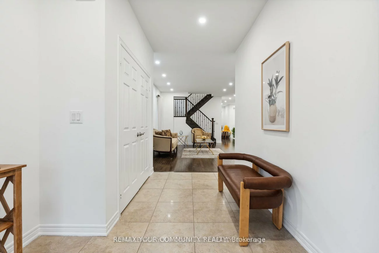 26, Ivy Jay, Bayview Northeast, Aurora