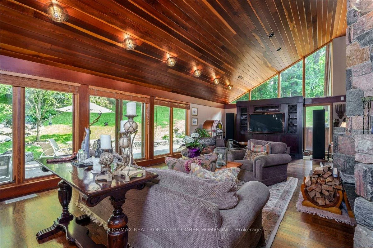 20, Woodsend, Aurora Estates, Aurora