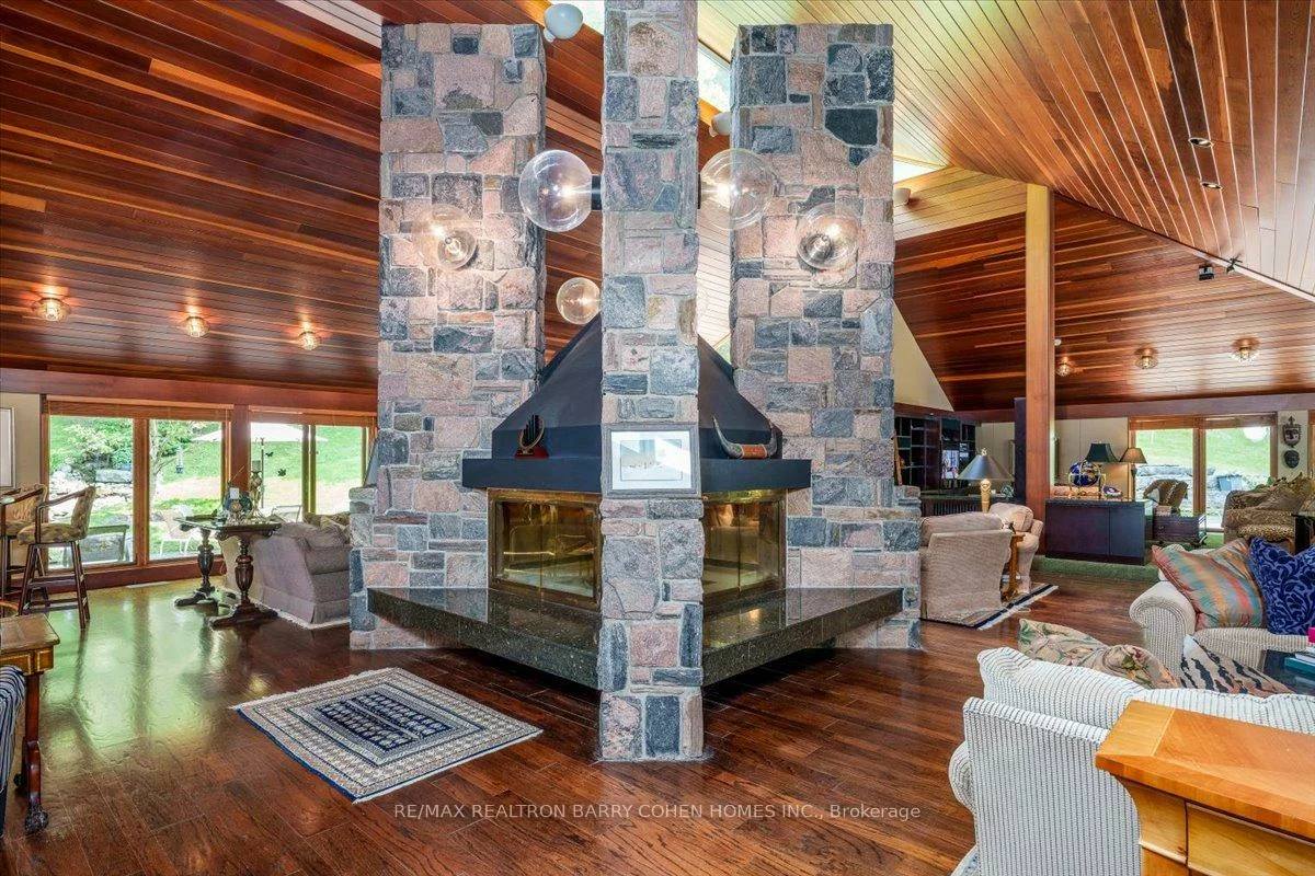 20, Woodsend, Aurora Estates, Aurora