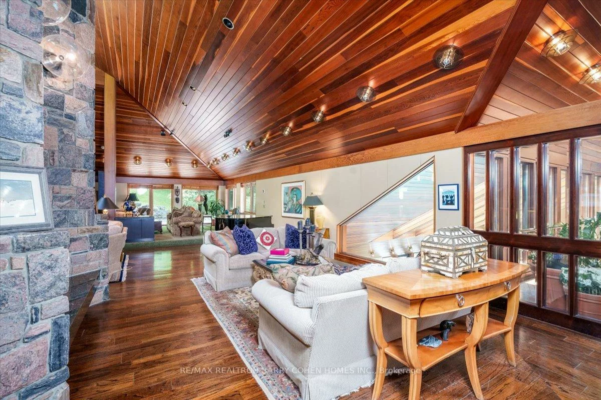 20, Woodsend, Aurora Estates, Aurora