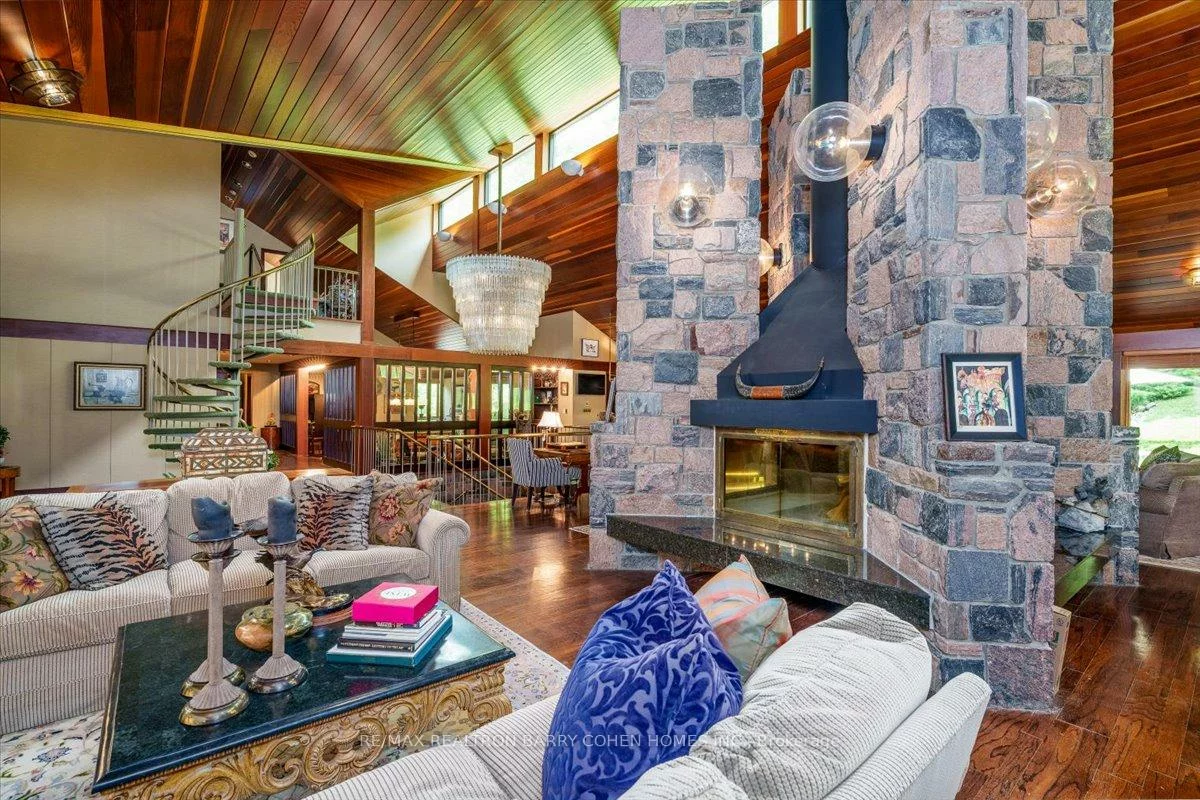 20, Woodsend, Aurora Estates, Aurora