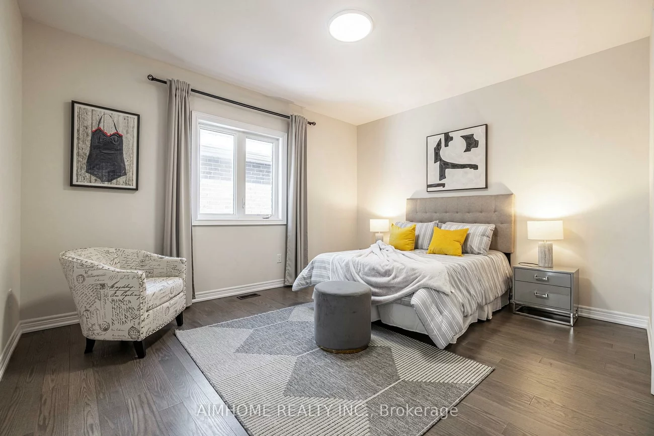 122, Scrivener, Rural Aurora, Aurora