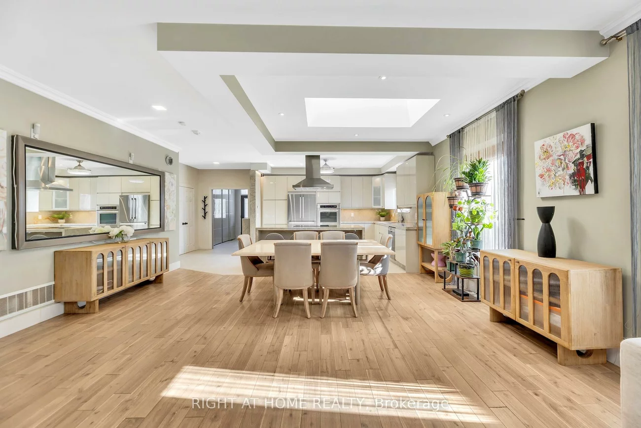 600, Henderson, Aurora Highlands, Aurora