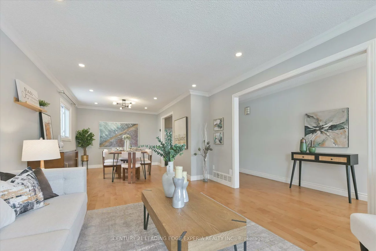 49, Seaton, Aurora Highlands, Aurora