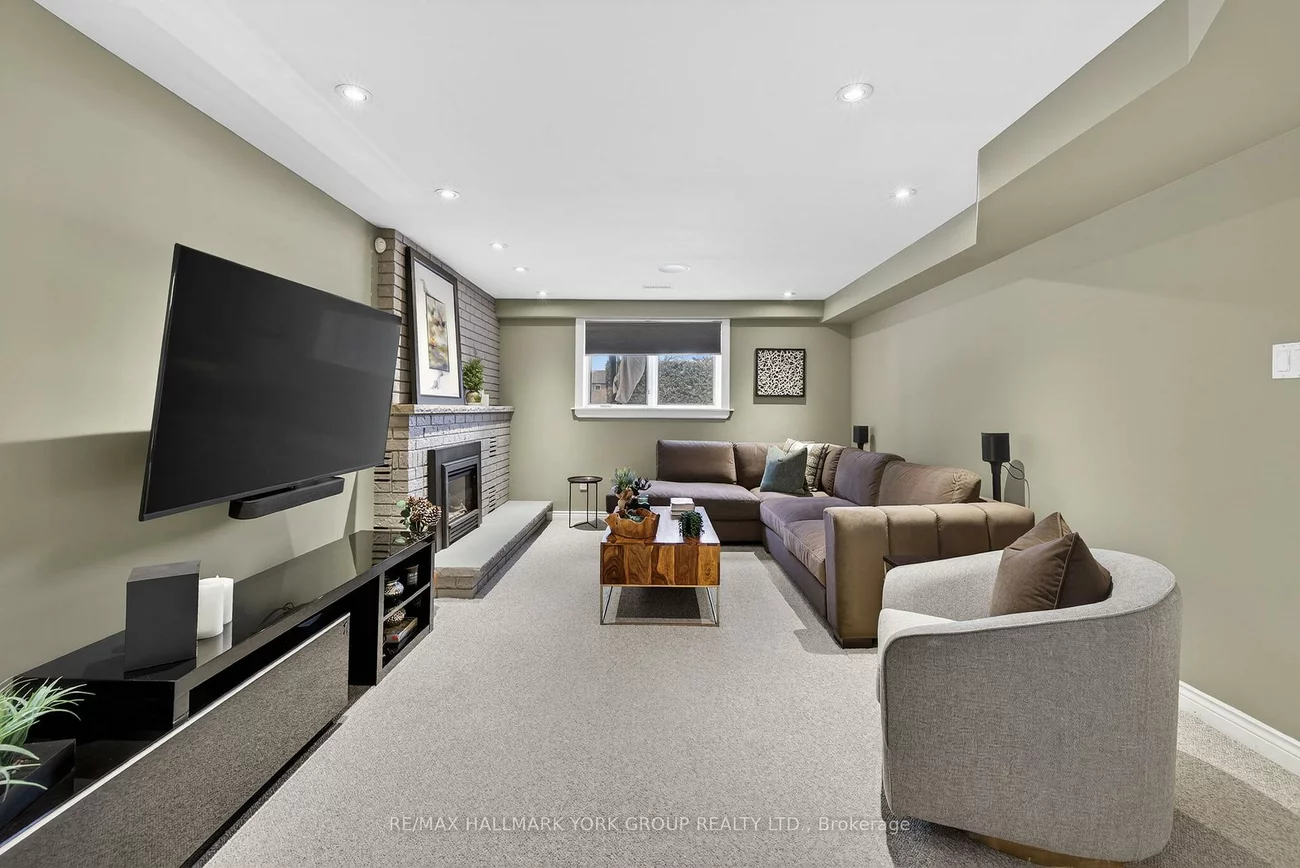 82, Fairway, Aurora Highlands, Aurora