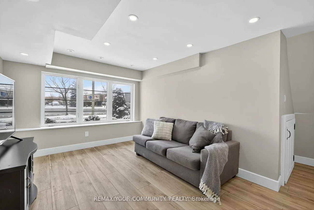 193, Zokol, Bayview Northeast, Aurora