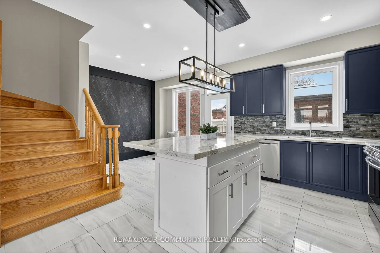 193, Zokol, Bayview Northeast, Aurora