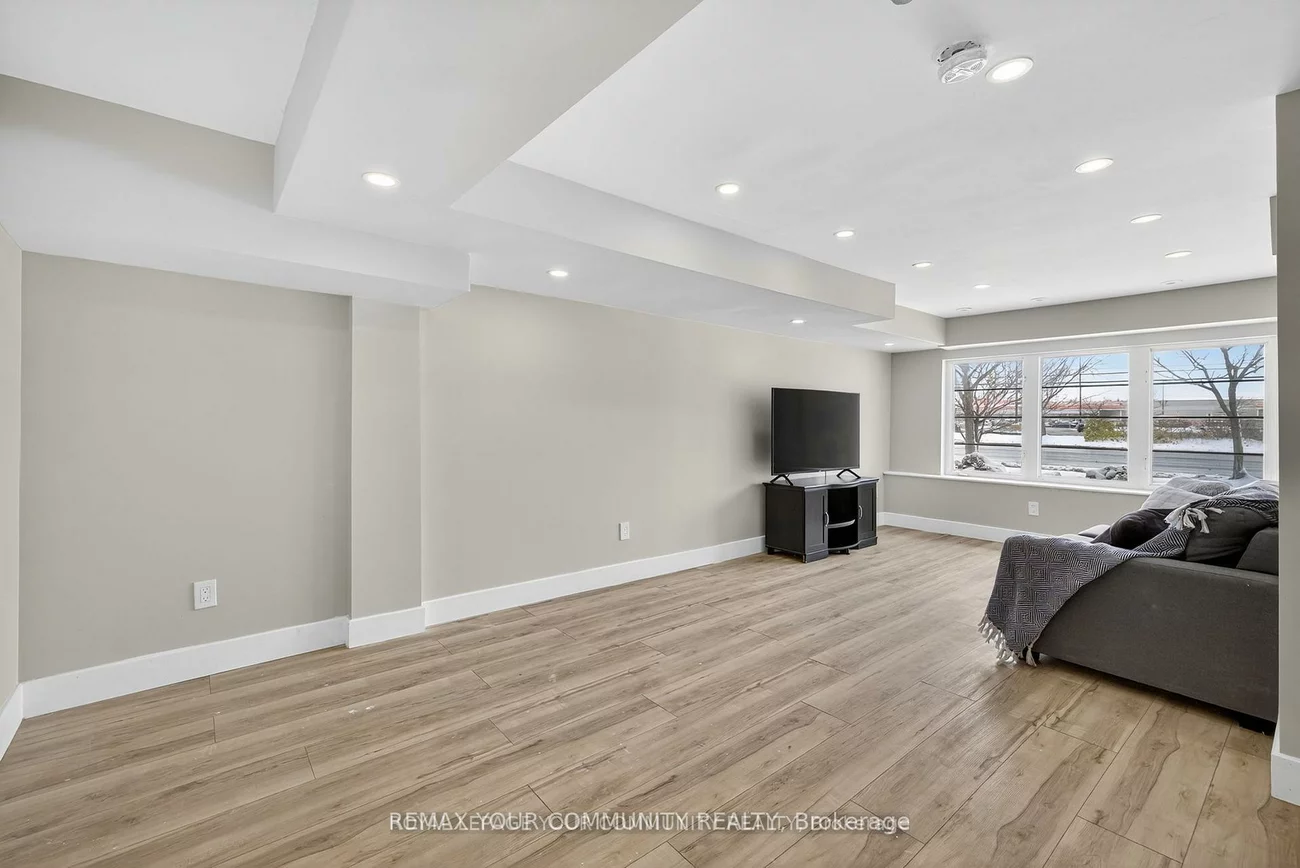 193, Zokol, Bayview Northeast, Aurora