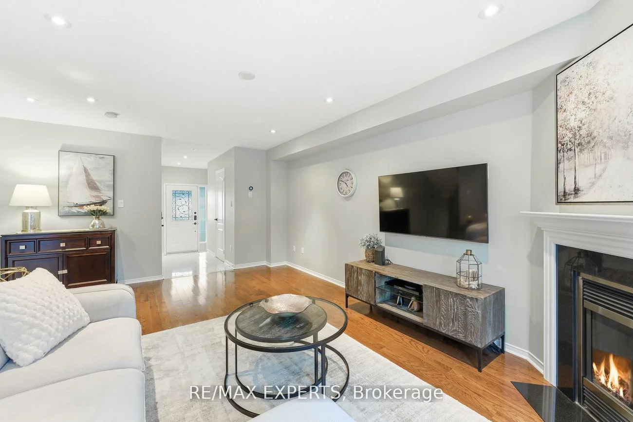 75, Delattaye, Bayview Northeast, Aurora