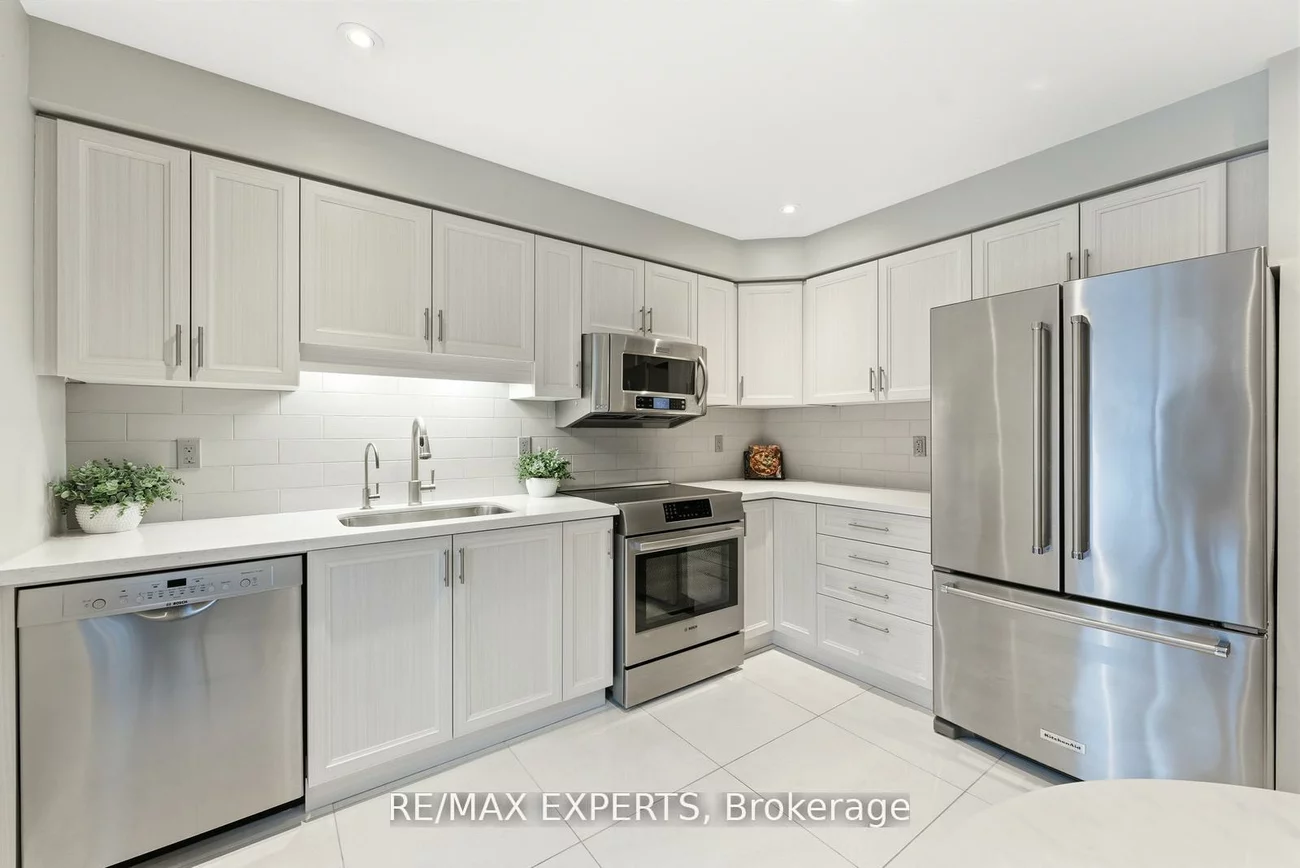 75, Delattaye, Bayview Northeast, Aurora