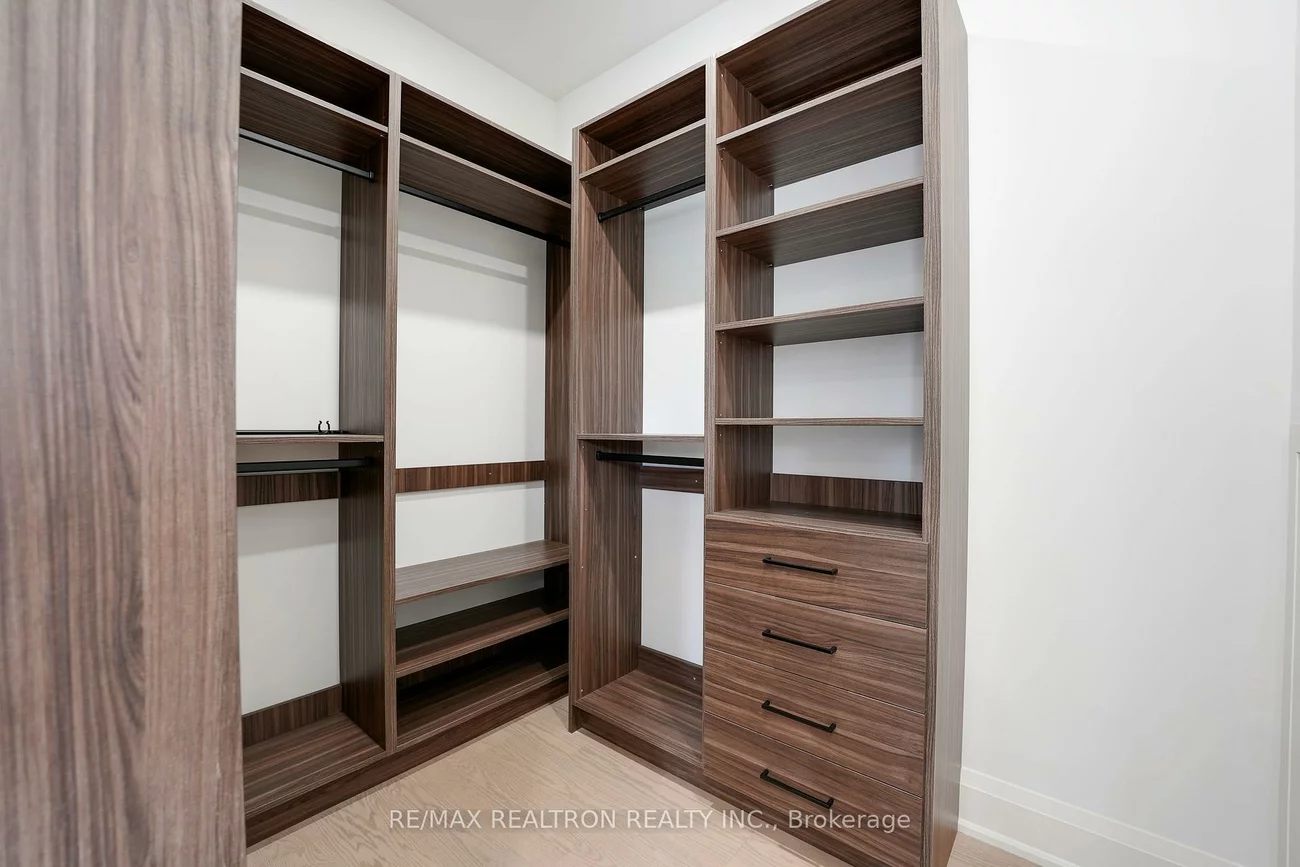 105, Murray, Aurora Highlands, Aurora