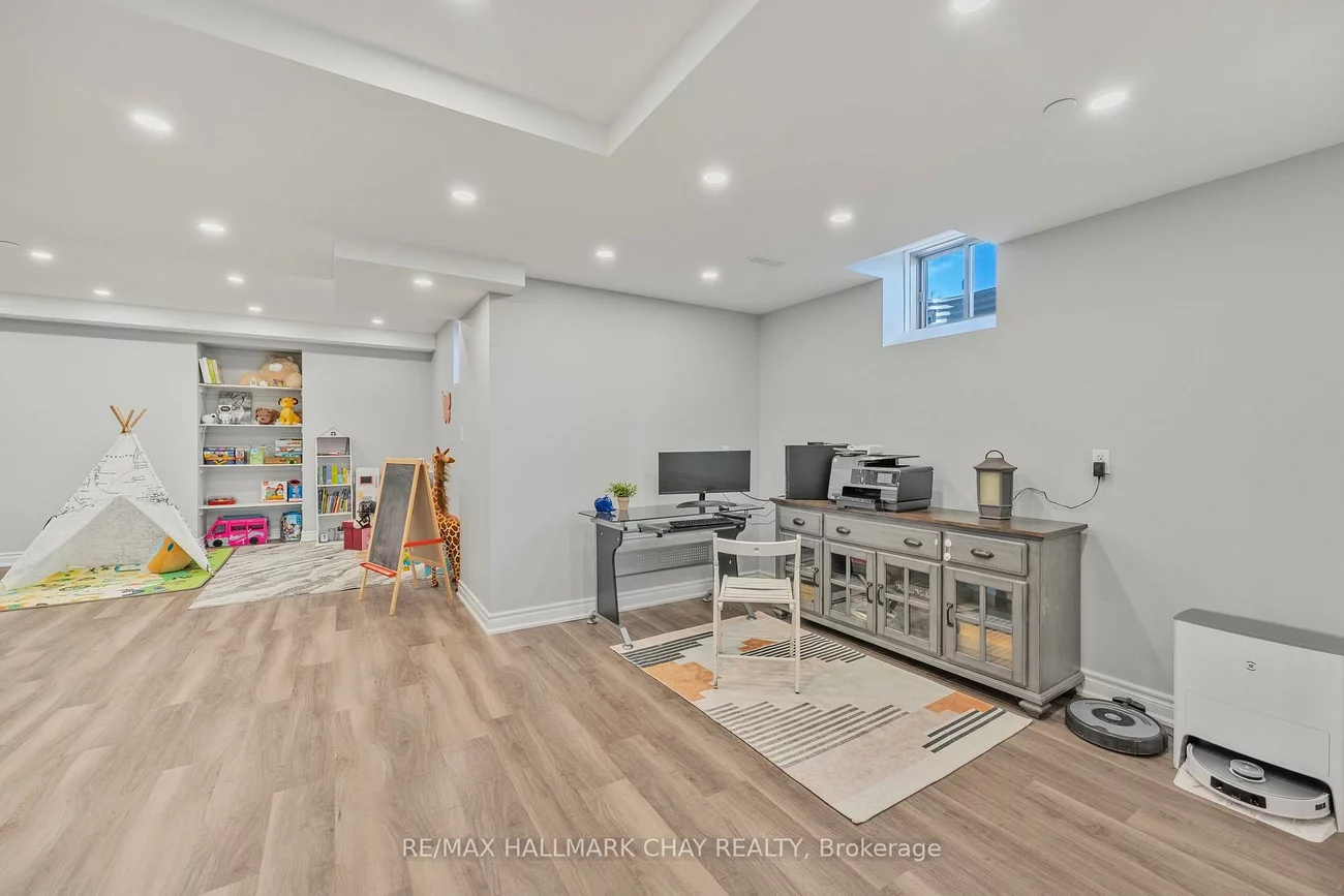 260, Sikura, Rural Aurora, Aurora