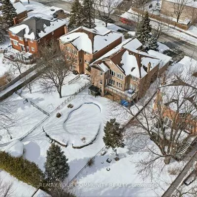 331, Kennedy, Aurora Highlands, Aurora