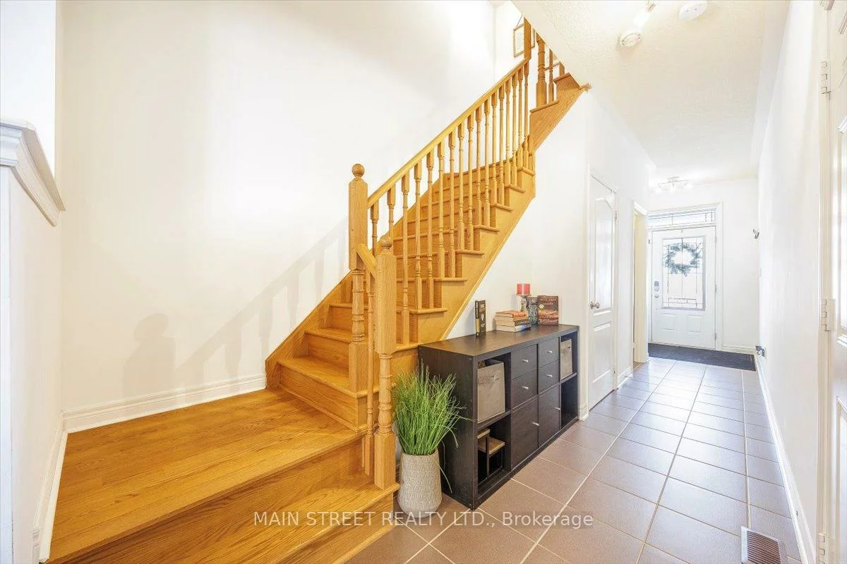 27, Radial, Rural Aurora, Aurora