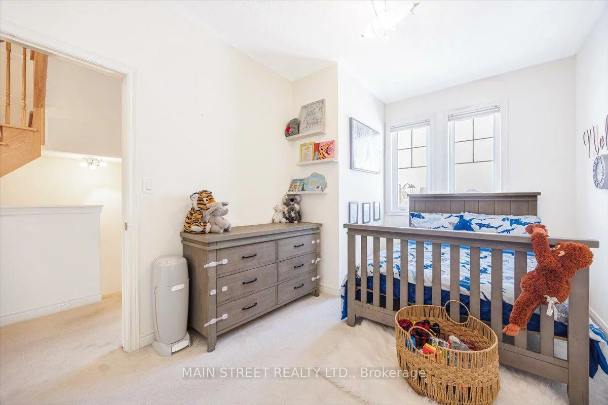 27, Radial, Rural Aurora, Aurora