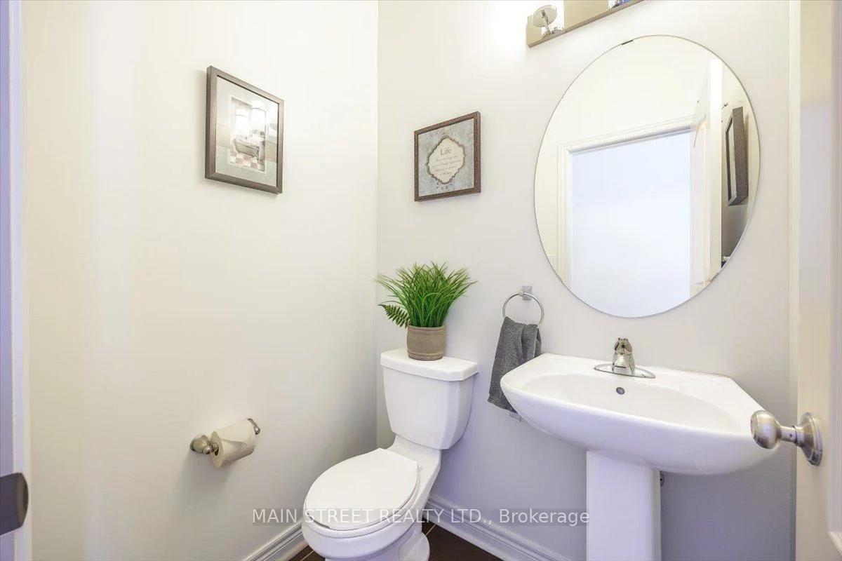 27, Radial, Rural Aurora, Aurora