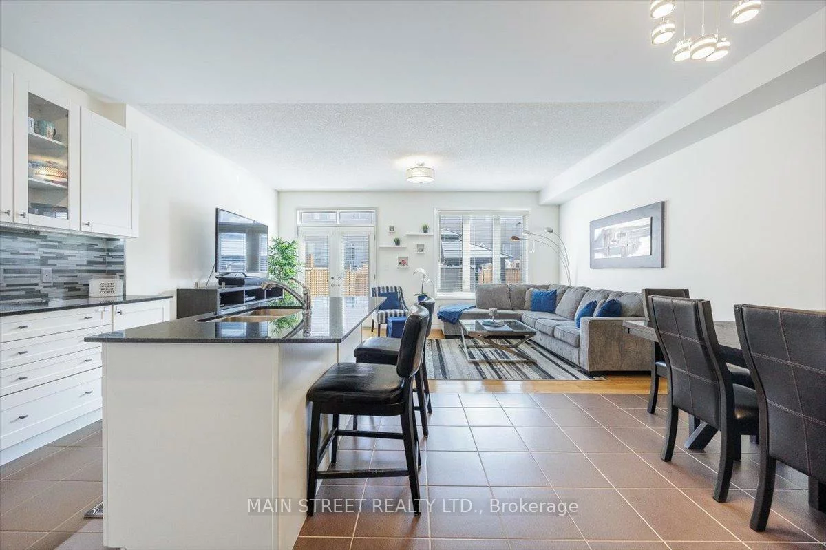 27, Radial, Rural Aurora, Aurora