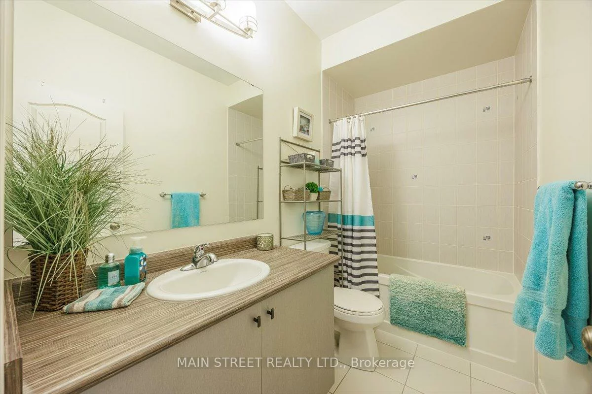 27, Radial, Rural Aurora, Aurora