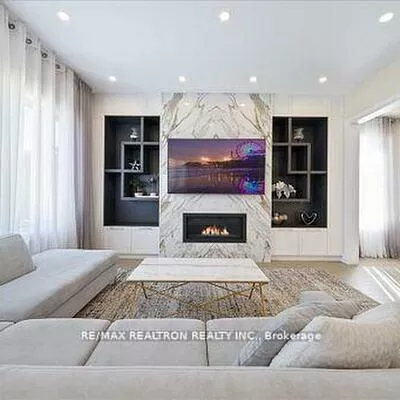 7, Maple Fields, Aurora Estates, Aurora