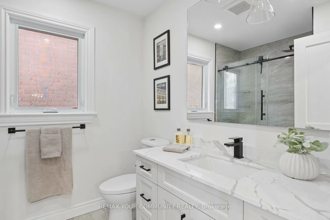 16, Autumn, Aurora Heights, Aurora