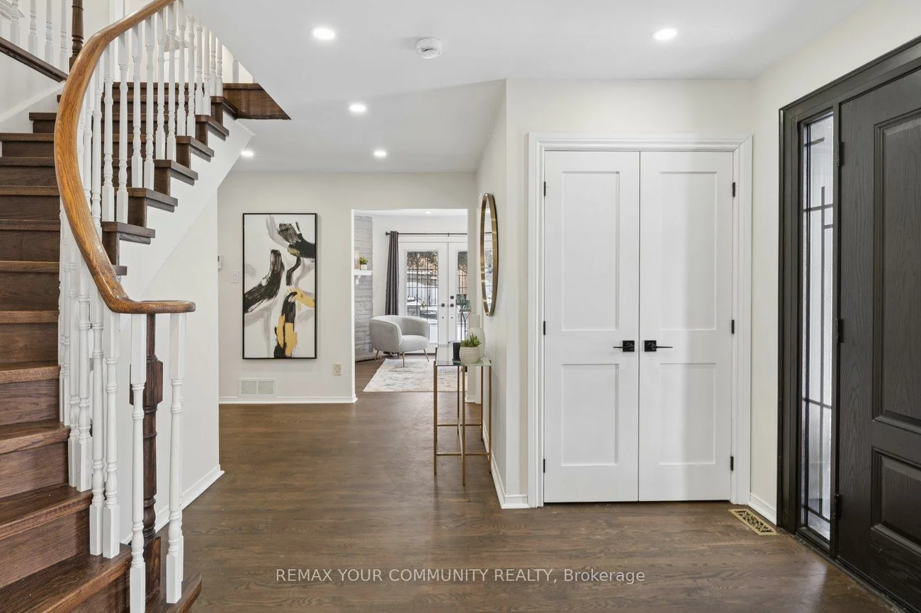 16, Autumn, Aurora Heights, Aurora