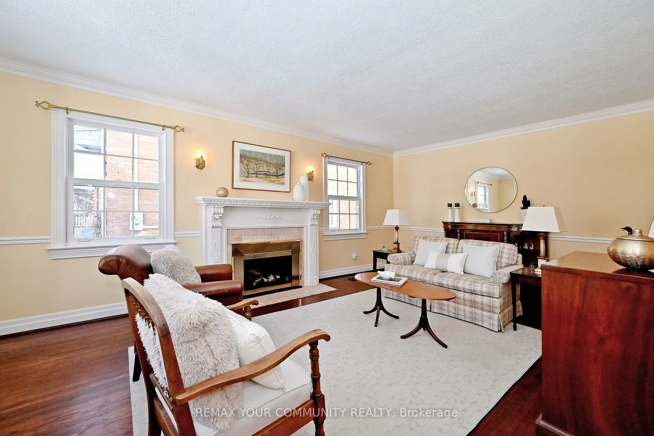 88, Wells, Aurora Village, Aurora