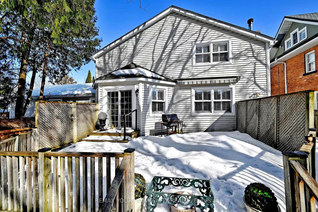 88, Wells, Aurora Village, Aurora