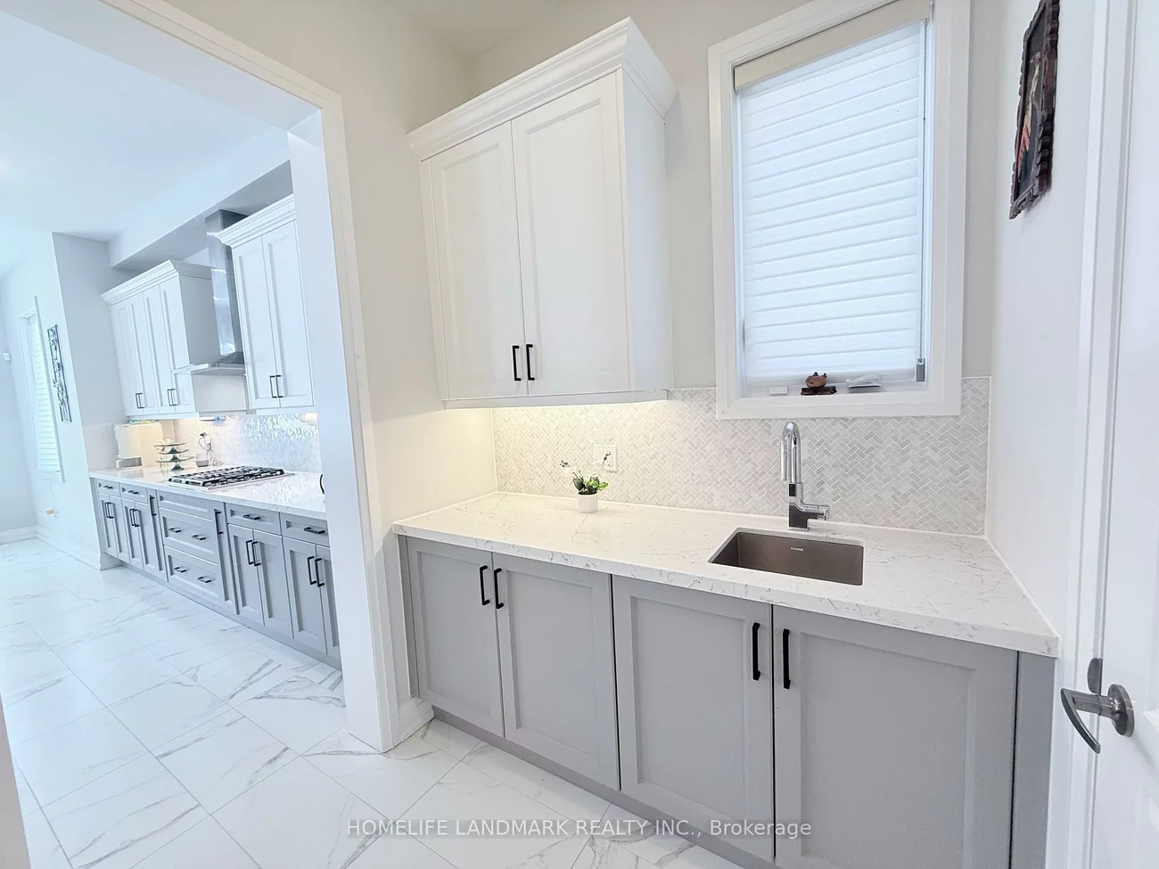 37, Wallace Merchant, Aurora Highlands, Aurora