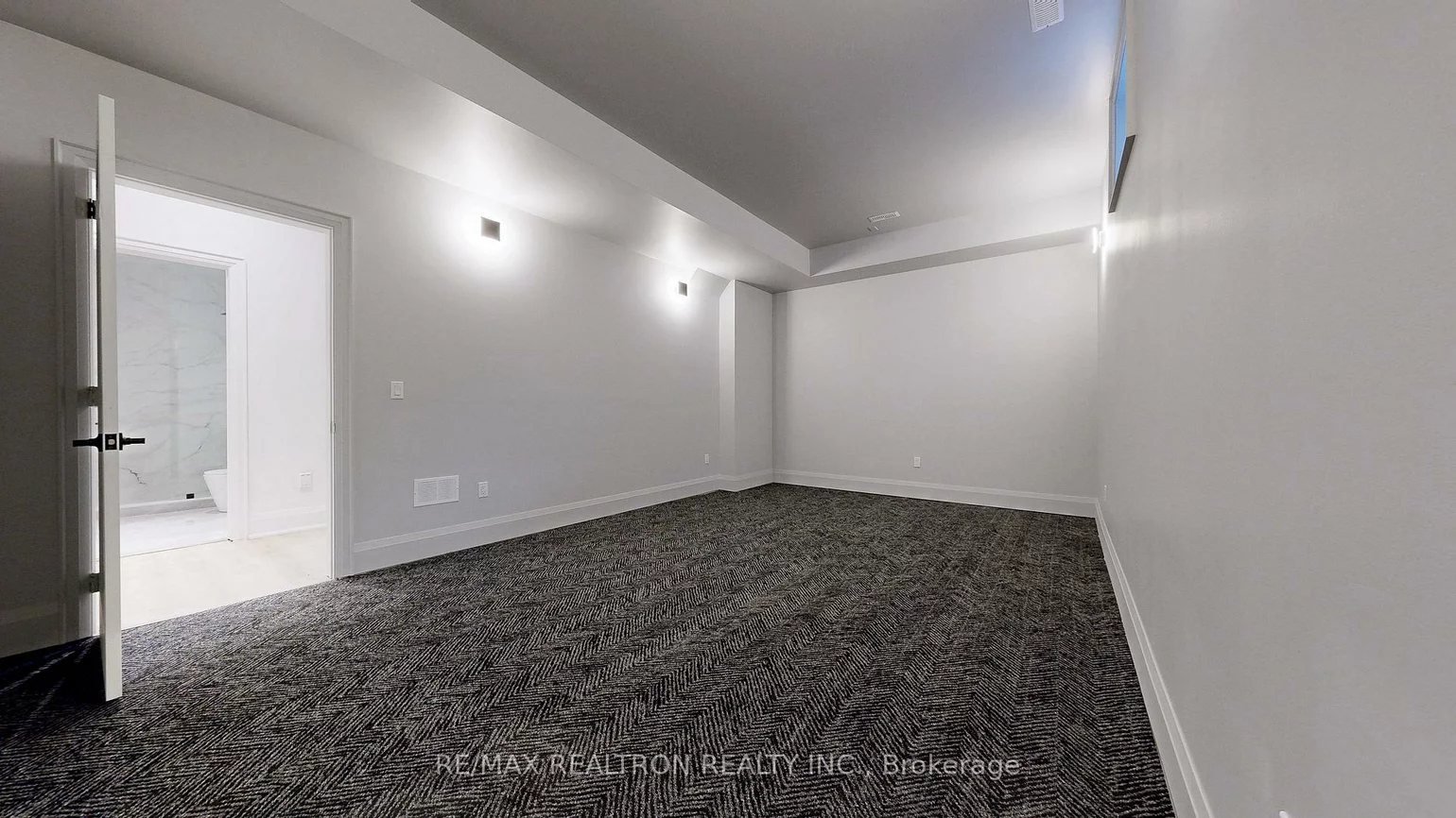 32, Cossar, Aurora Highlands, Aurora