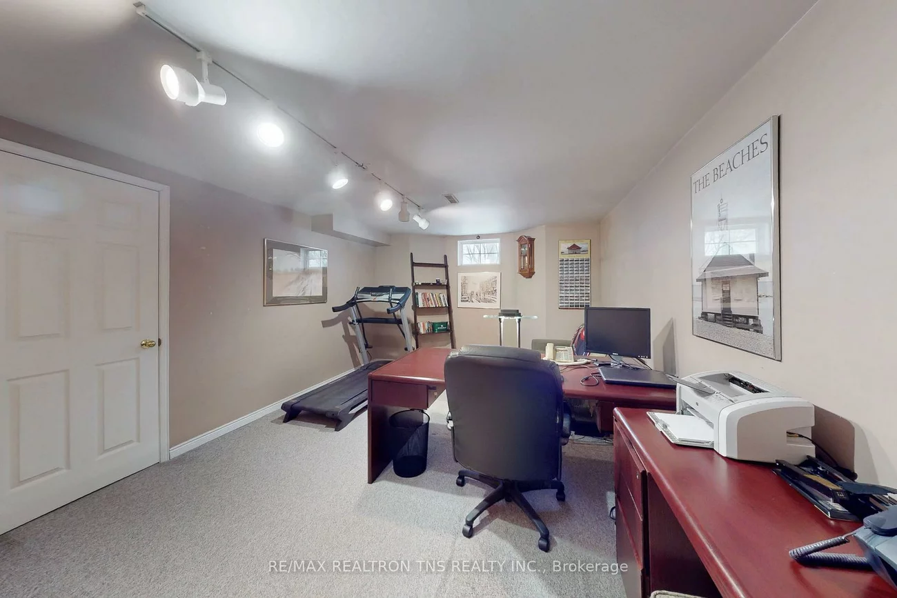 38, Gilbank, Aurora Heights, Aurora