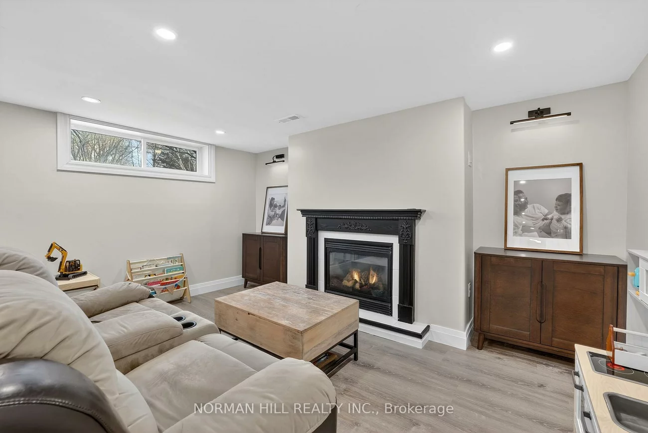 4, Patrick, Aurora Highlands, Aurora