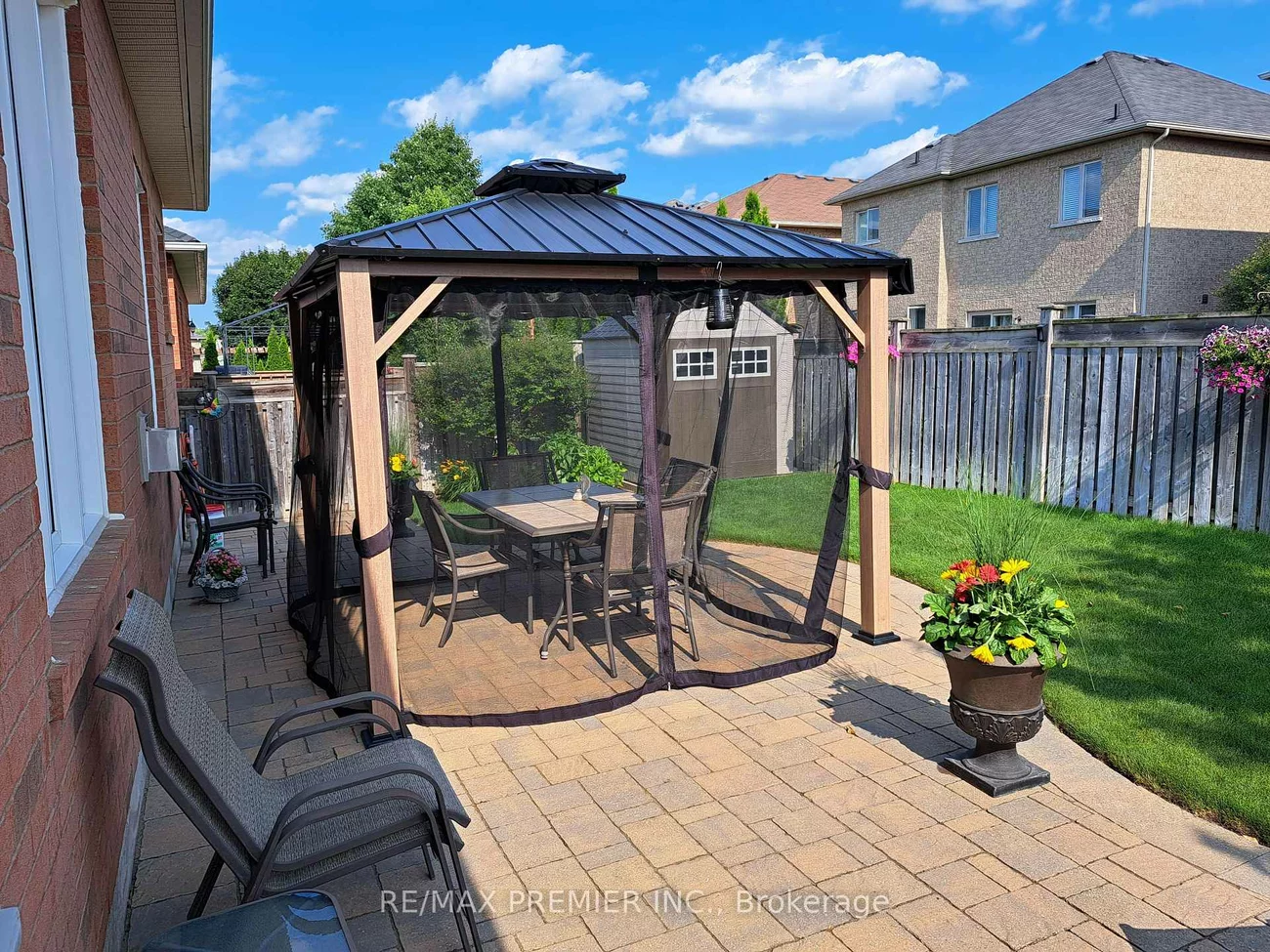 11, Eakins, Bayview Northeast, Aurora