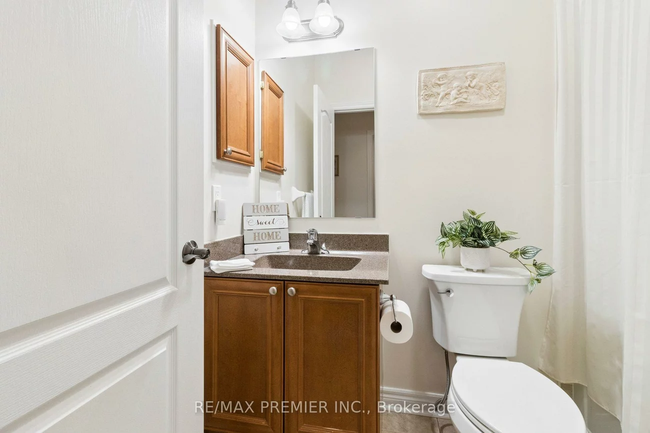 11, Eakins, Bayview Northeast, Aurora