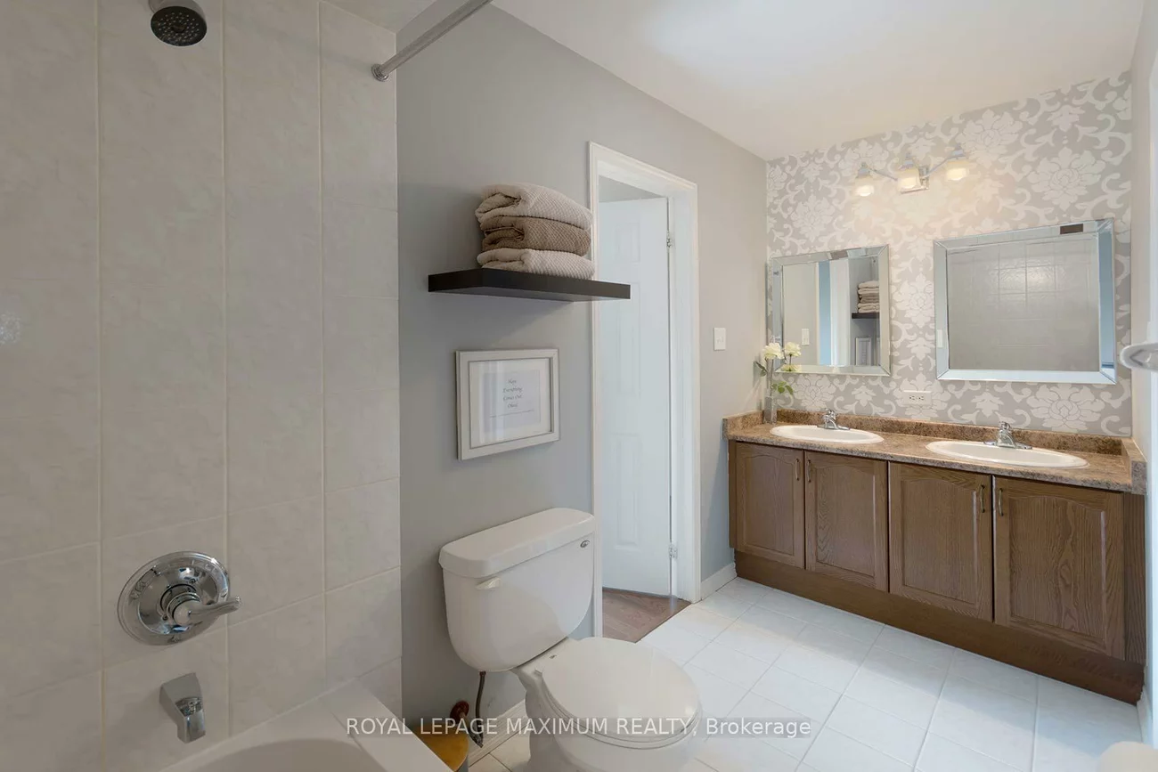 29, Barr, Bayview Northeast, Aurora