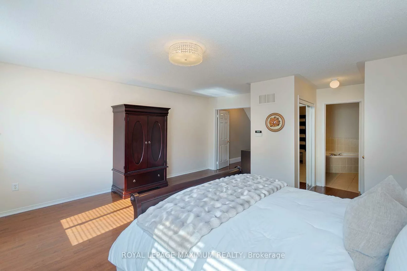 29, Barr, Bayview Northeast, Aurora