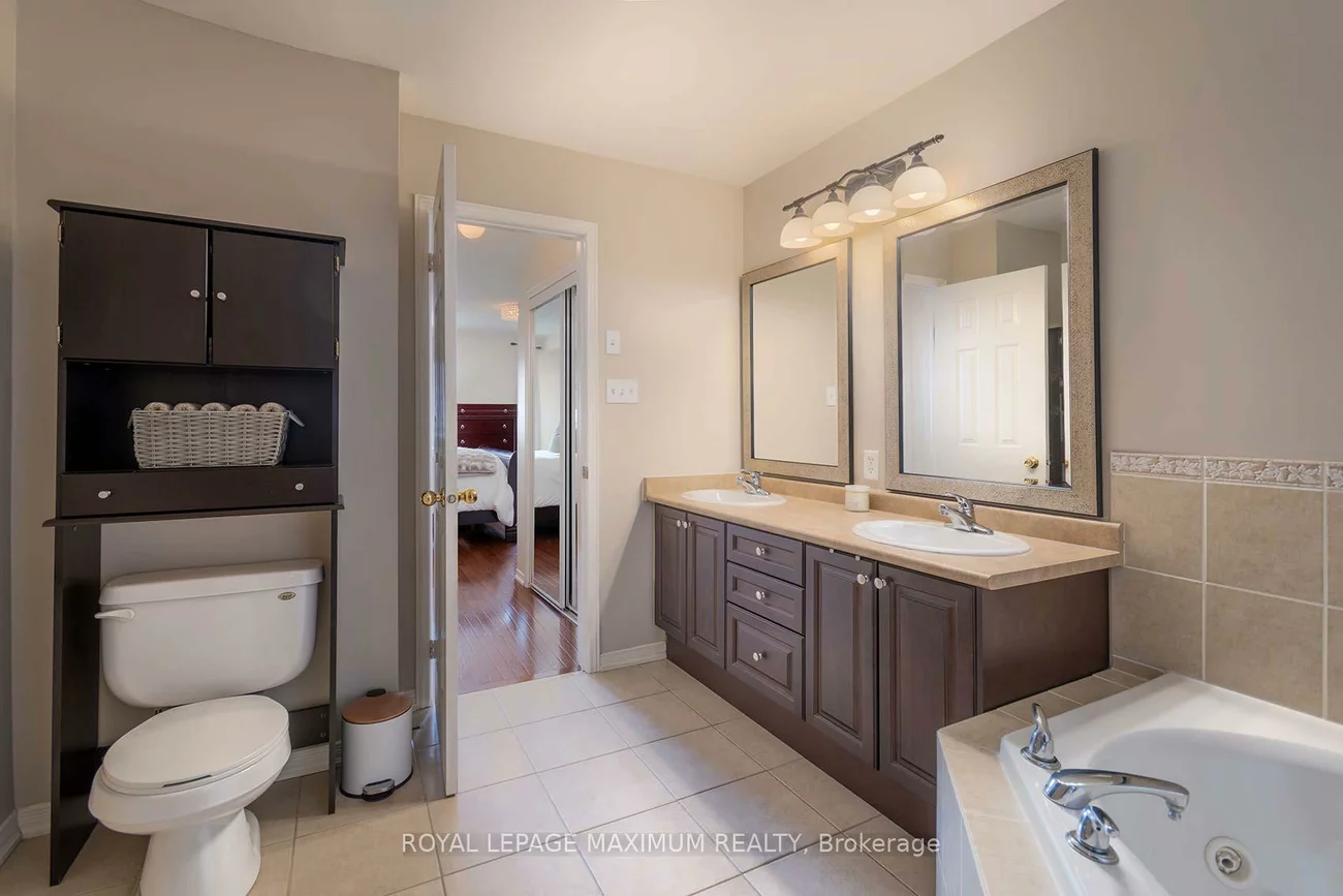 29, Barr, Bayview Northeast, Aurora