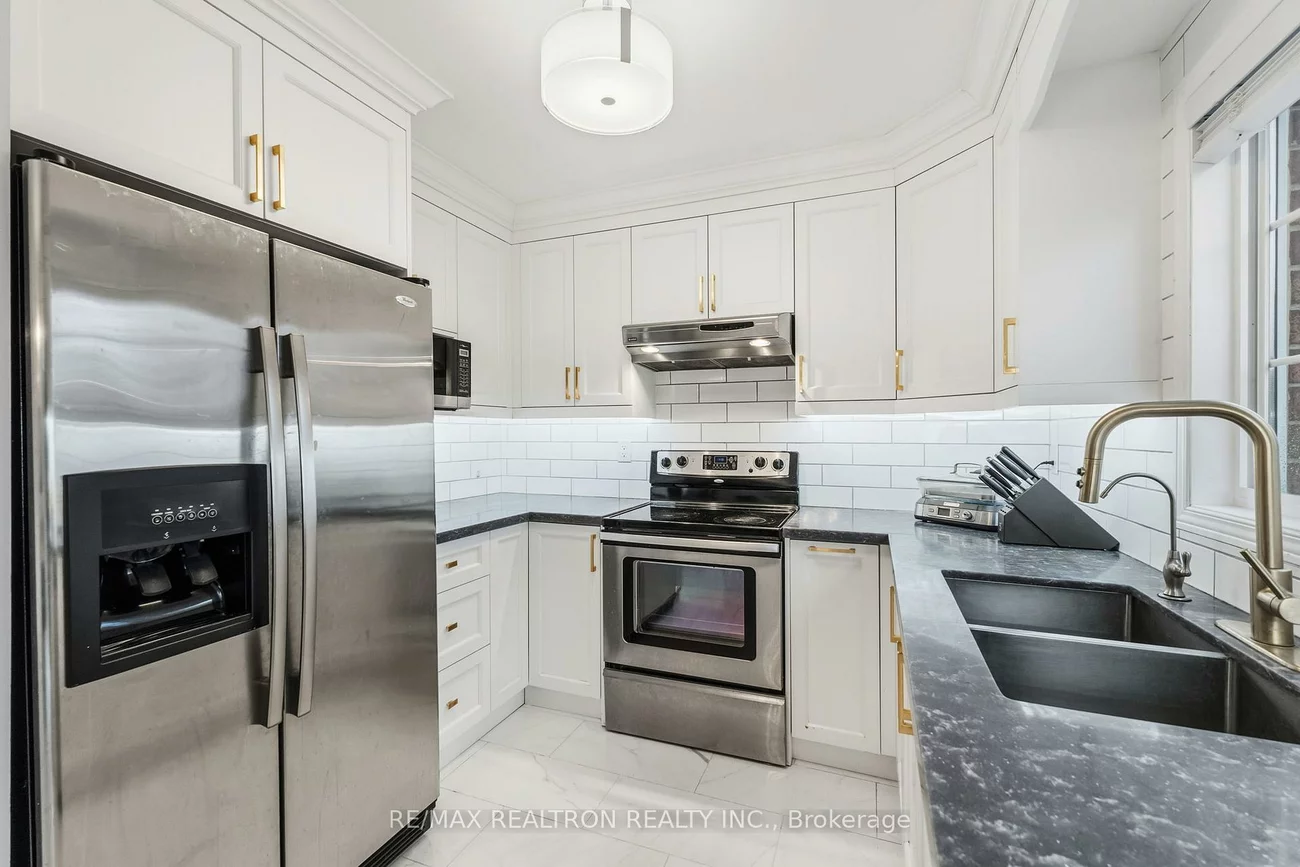 41, Wallwark, Bayview Northeast, Aurora