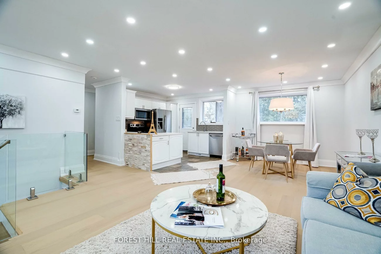 1, Willis, Aurora Highlands, Aurora