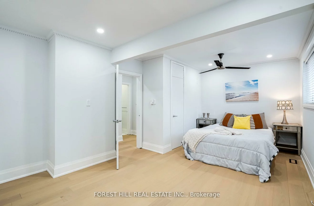 1, Willis, Aurora Highlands, Aurora