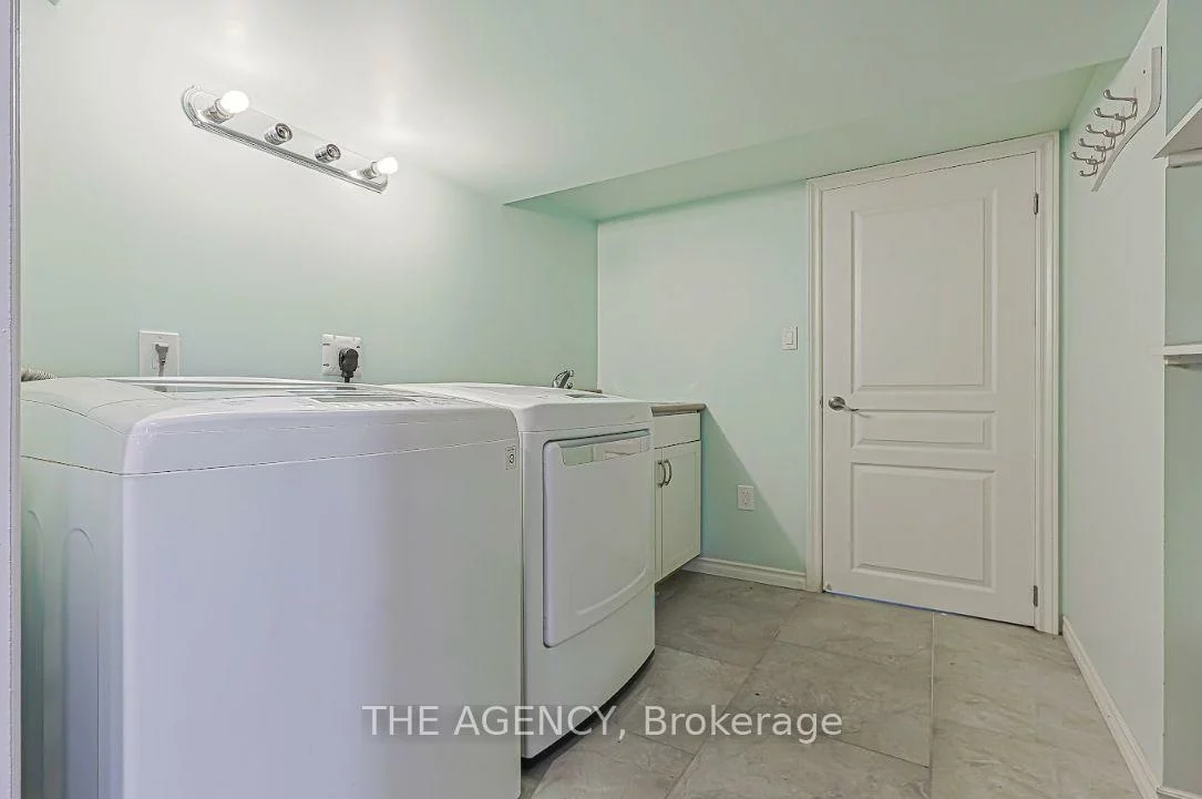 48, Tonner, Bayview Northeast, Aurora