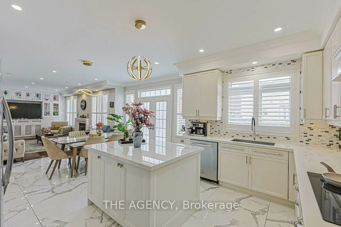 48, Tonner, Bayview Northeast, Aurora