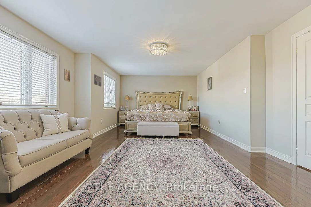 48, Tonner, Bayview Northeast, Aurora