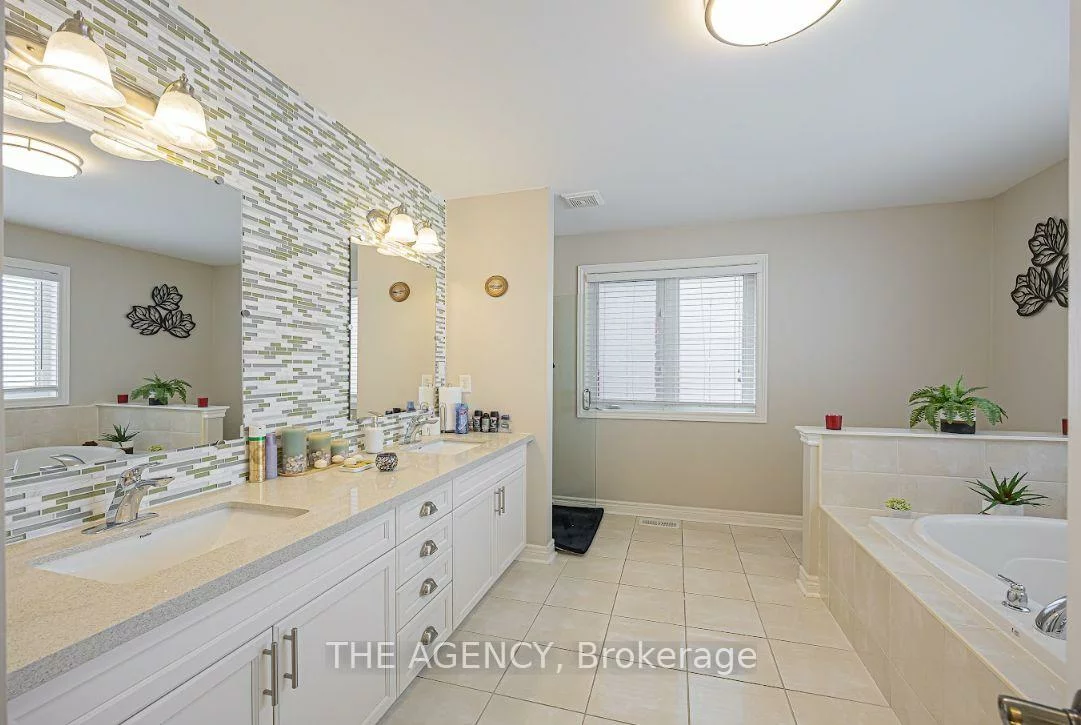 48, Tonner, Bayview Northeast, Aurora