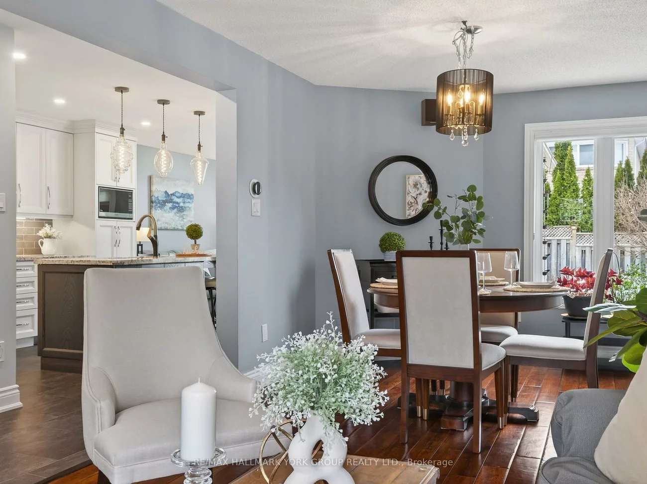 18, Rush, Bayview Wellington, Aurora