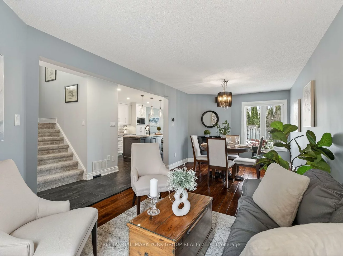 18, Rush, Bayview Wellington, Aurora